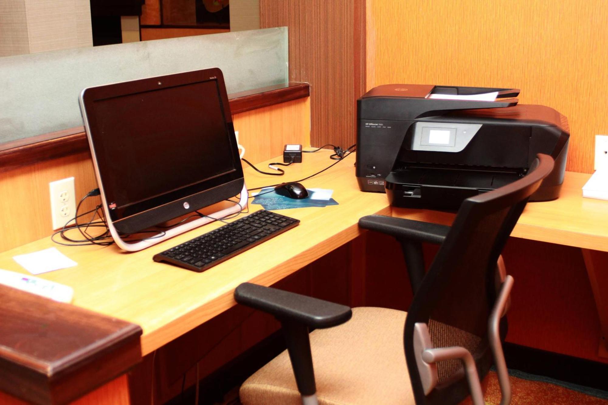Fairfield Inn & Suites By Marriott Fairmont Buitenkant foto