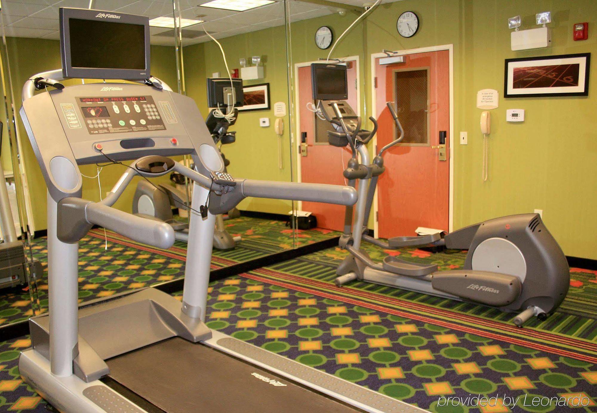 Fairfield Inn & Suites By Marriott Fairmont Faciliteiten foto
