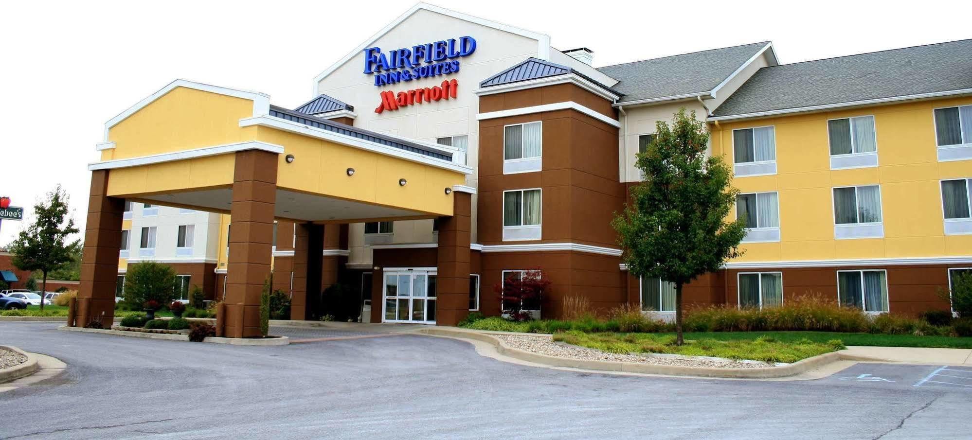 Fairfield Inn & Suites By Marriott Fairmont Buitenkant foto